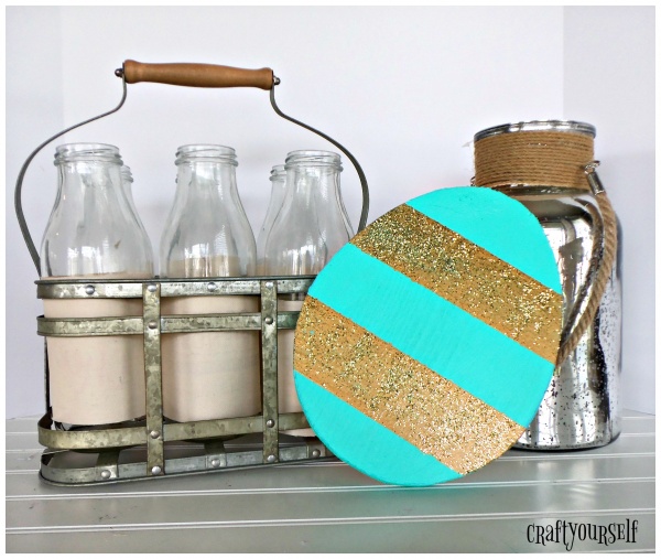 DIY simple Striped Gold Glitter Wooden Easter Egg