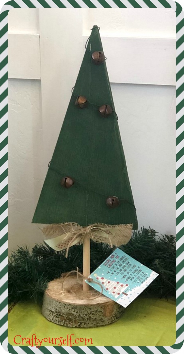 Decorative Wood Christmas Tree - Craft